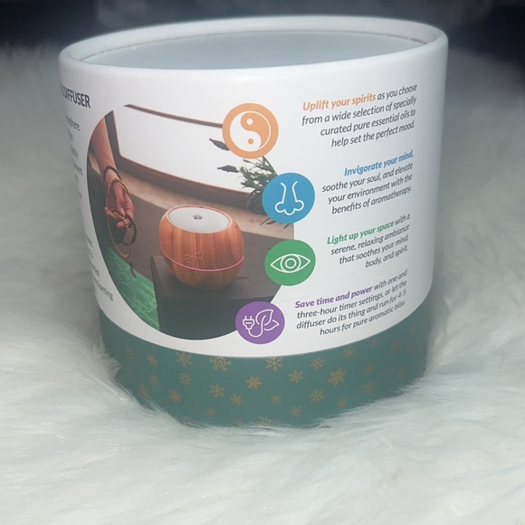 BRAND NEW Essential Oil Diffuser! - Picture 2 of 4